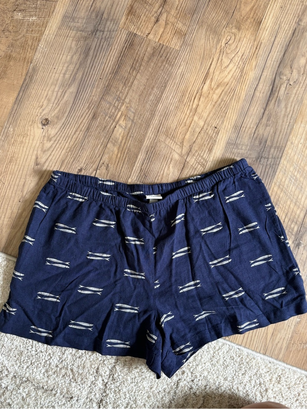 Navy Fish Printed Women's Relaxed Shorts